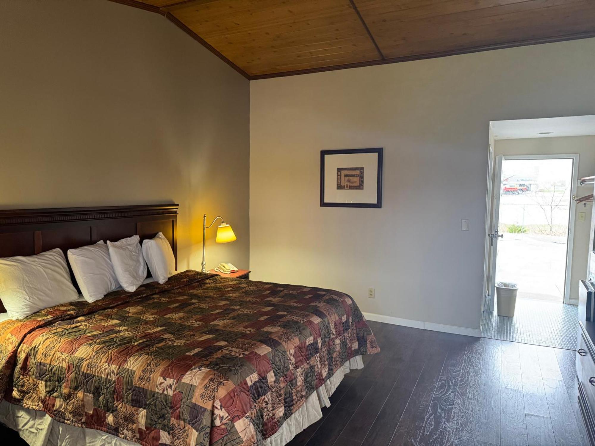 Clinton Town & Country Motel المظهر الخارجي الصورة