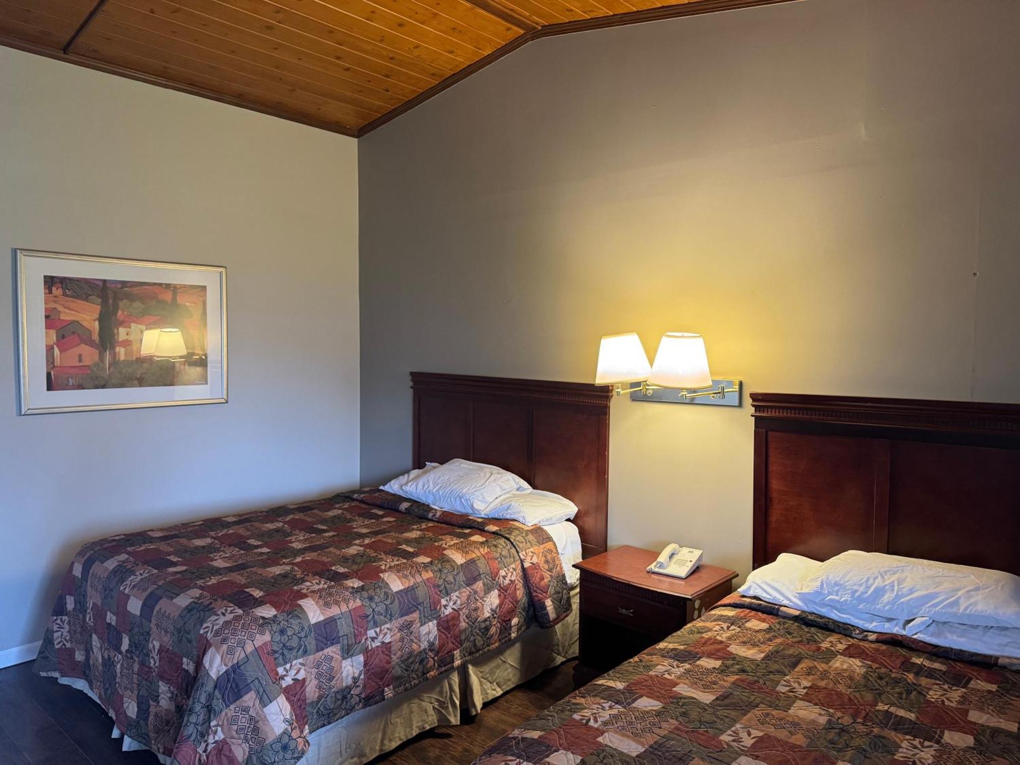 Clinton Town & Country Motel المظهر الخارجي الصورة