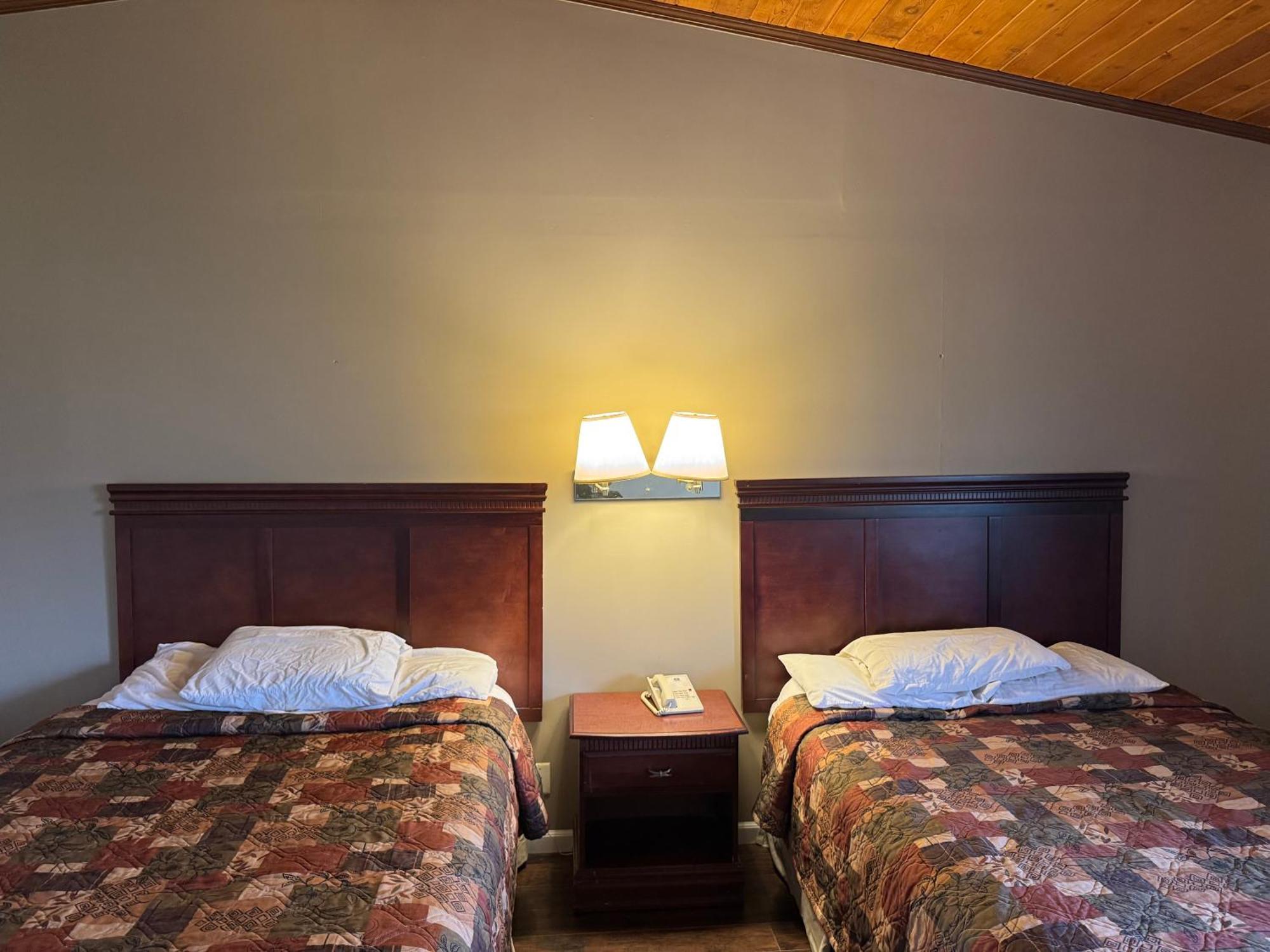 Clinton Town & Country Motel المظهر الخارجي الصورة
